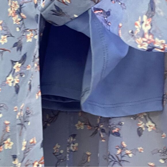 Almost Famous Maxi Dress Floral size L missing buttons - Picture 9 of 9